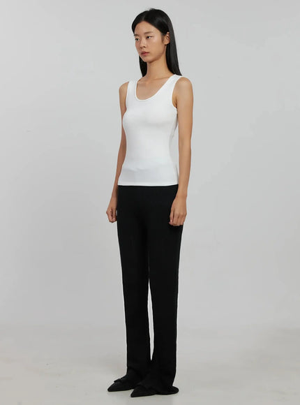 textured-knit-flare-pants-ij509