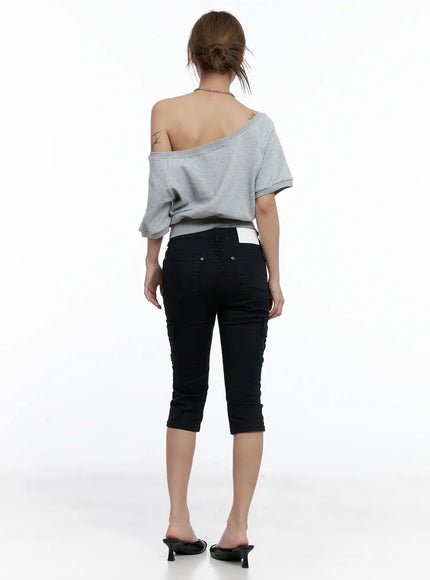 Slim-Fit Cargo Capri Pants CL511