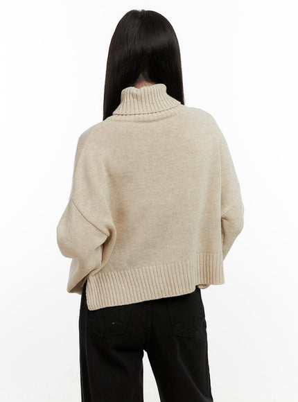 warm-turtleneck-sweater-on408