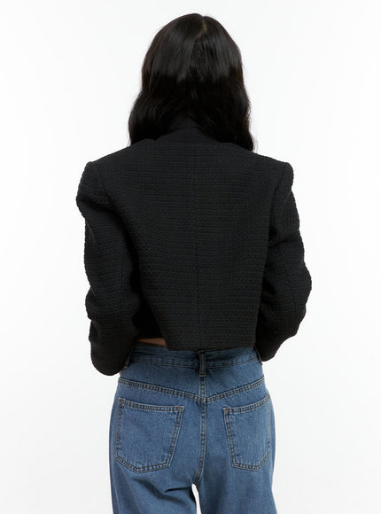 tweed-buttoned-crop-jacket-on404