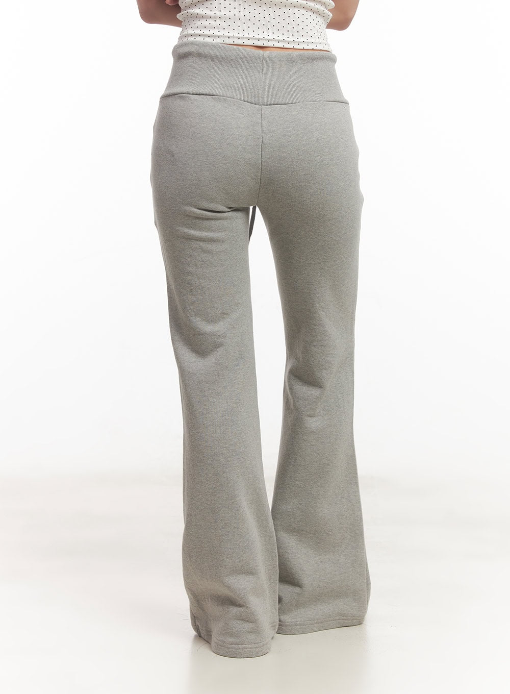 slim-fit-flared-sweatpants-ca525
