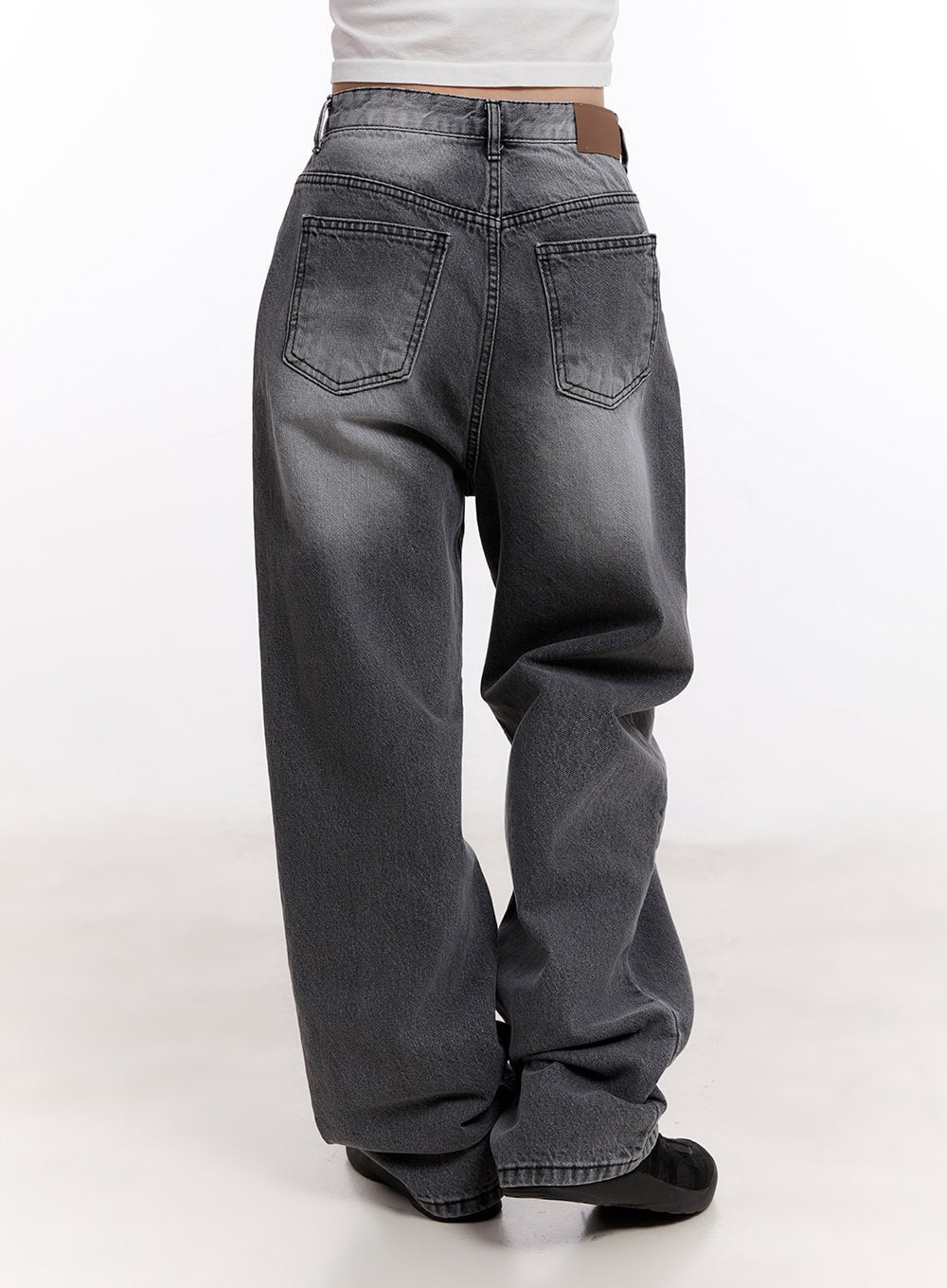 Athena Washed Wide-Leg Jeans CM527