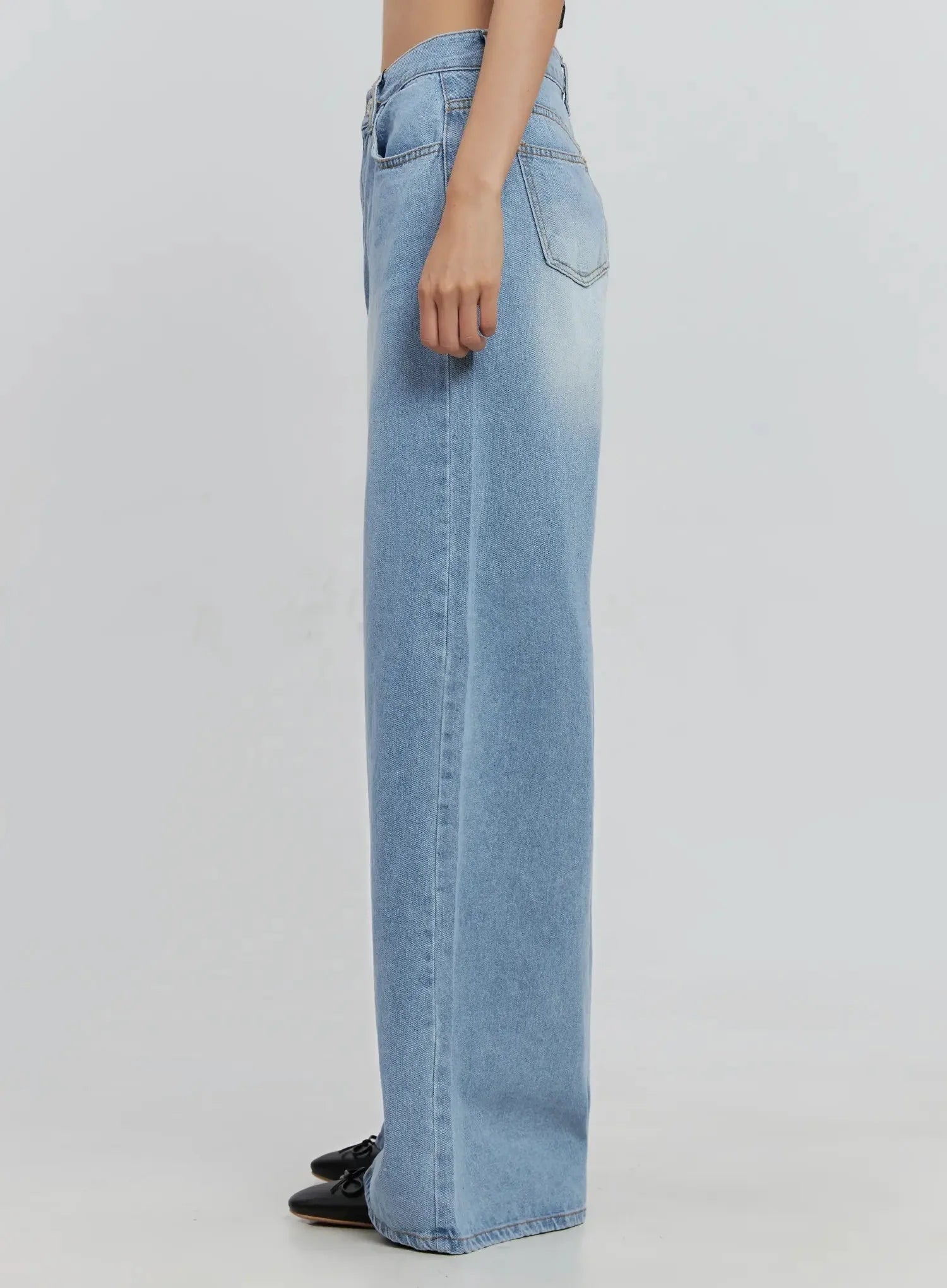 Ramos Washed Wide-Leg Jeans IS516