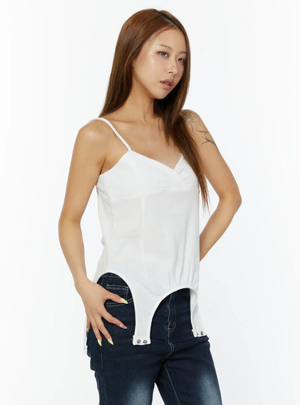 v-neck-cami-top-cy520 / White