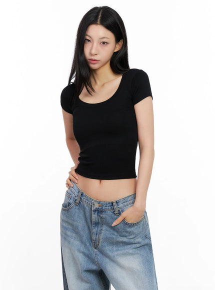 basic-ribbed-cropped-tee-ig508