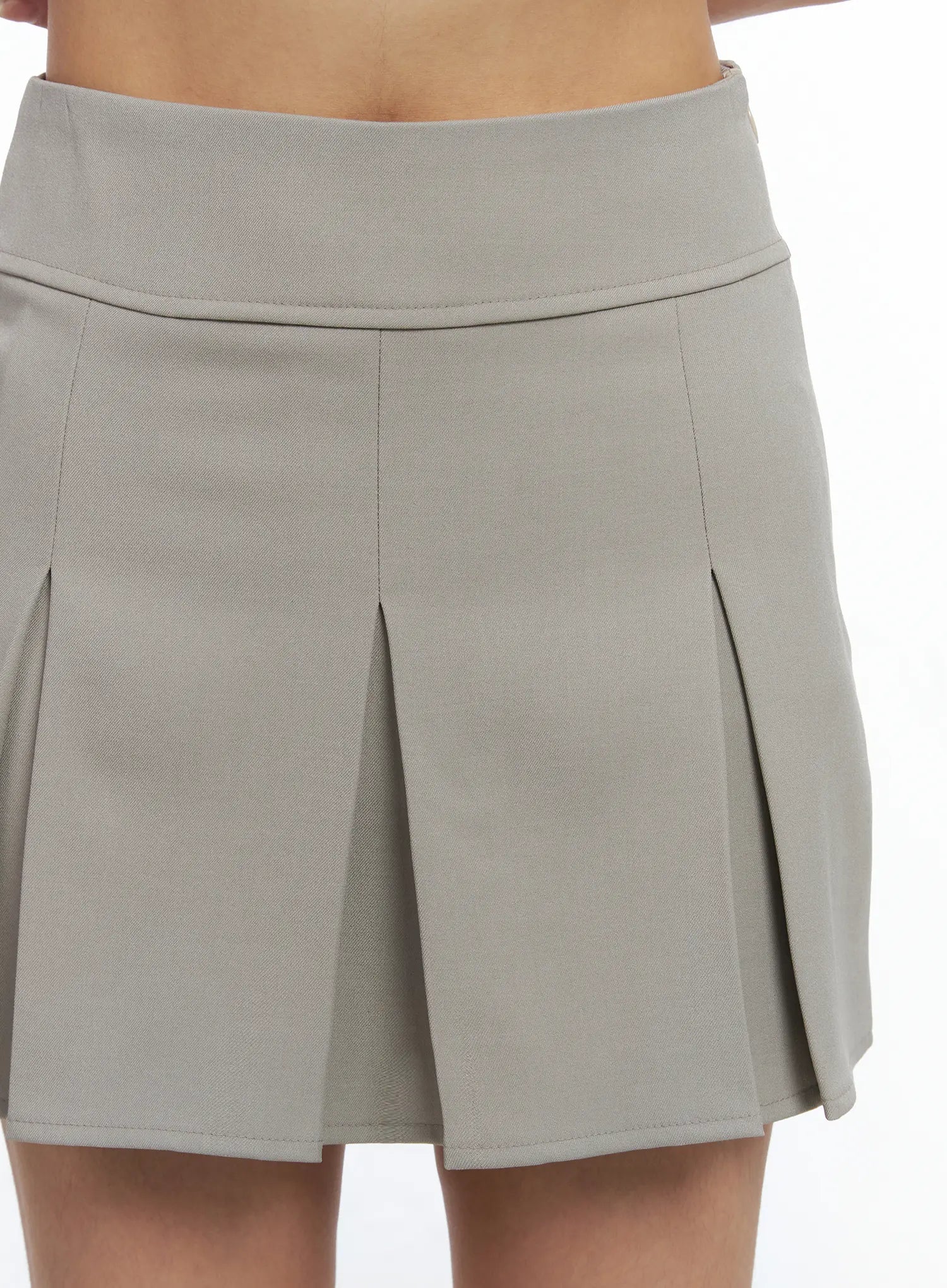 pleated-mini-a-line-skirt-cs504