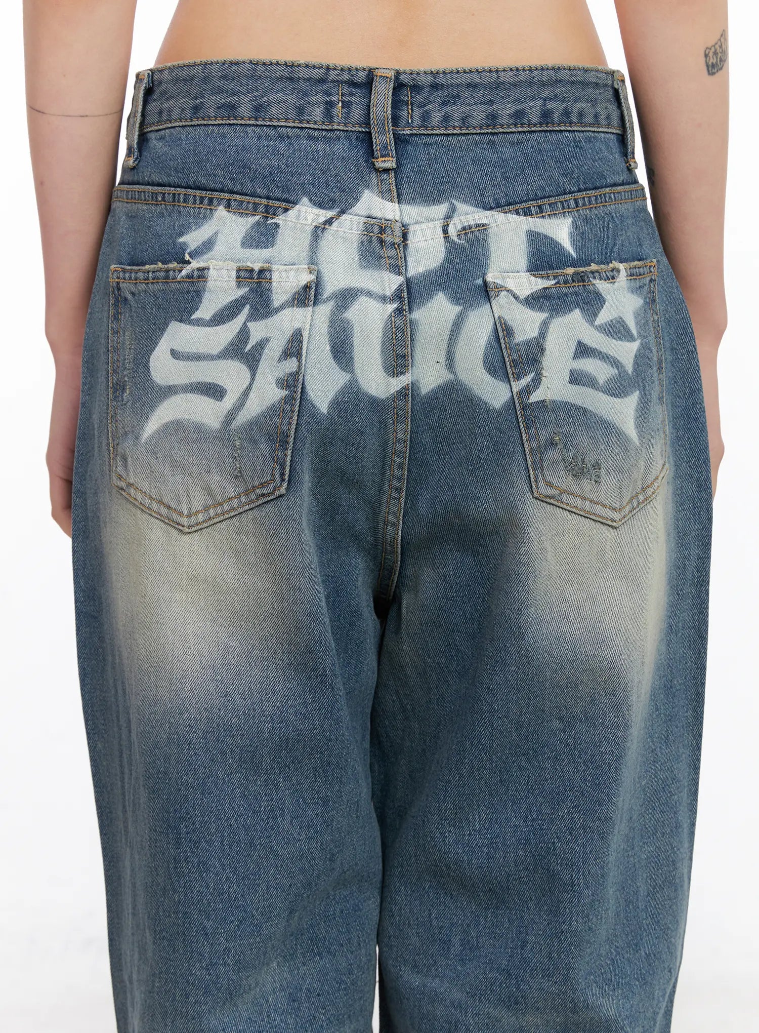 siya-print-washed-wide-leg-jeans-co508