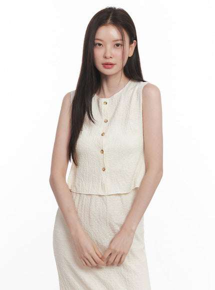 classy-buttoned-sleeveless-top-iy509