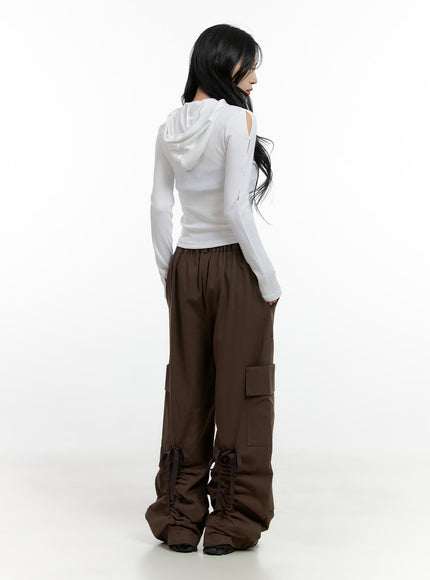 wide-fit-pocketed-cargo-pants-cn411