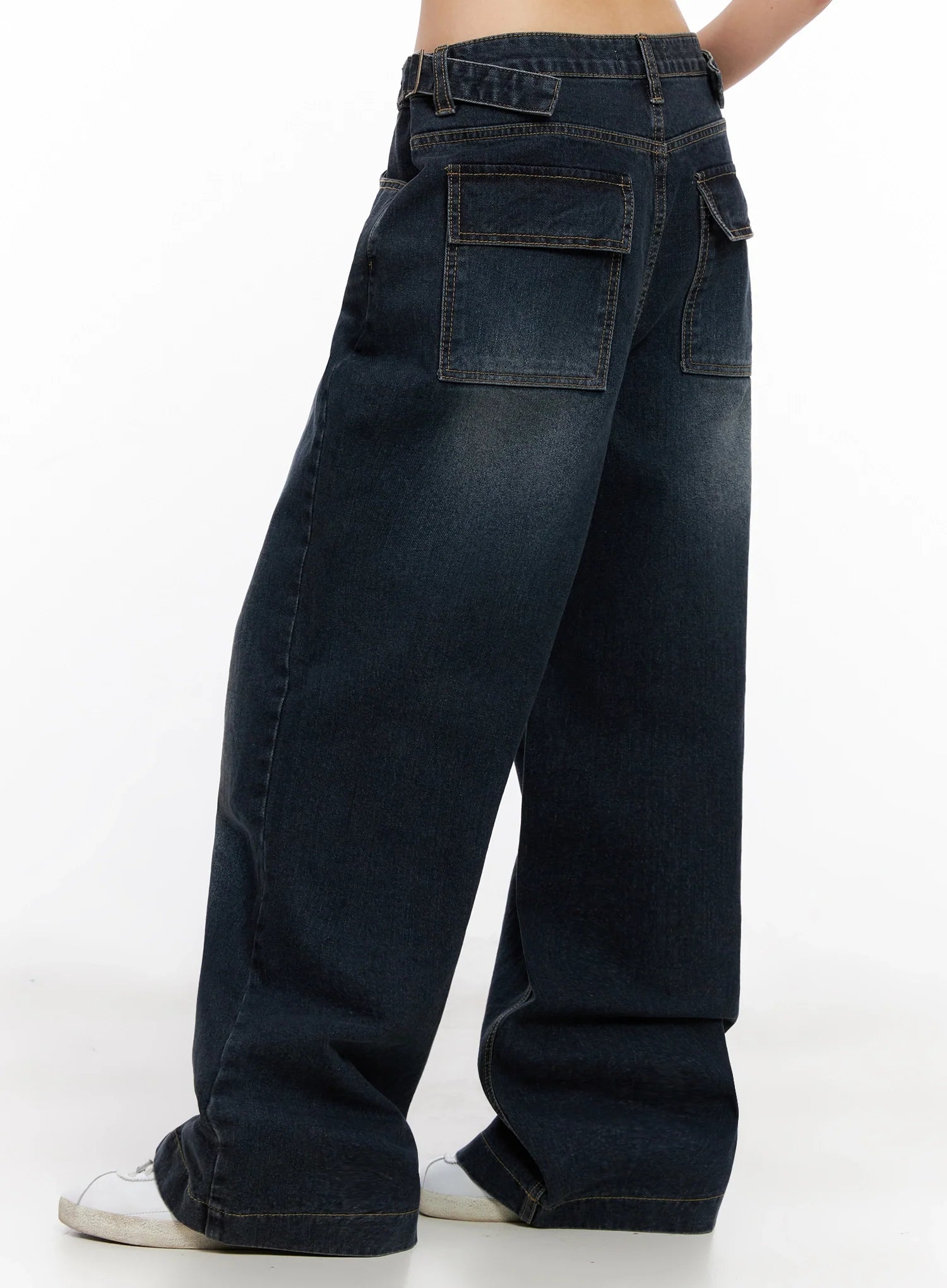 soyoung-washed-adjustable-wide-leg-jeans-ig508