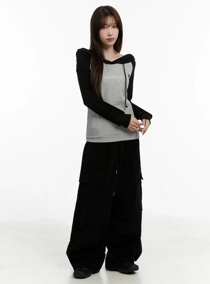 Off-Shoulder Hooded Lettering Top IJ521