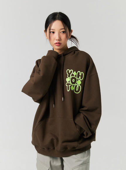 graphic-hooded-sweatshirt-co323