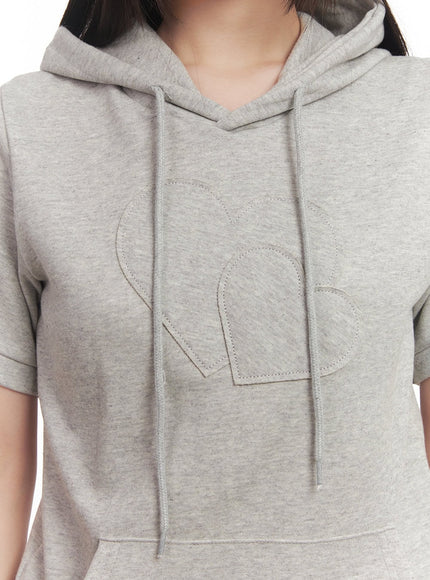 heart-patched-puff-short-sleeve-hoodie-cm528