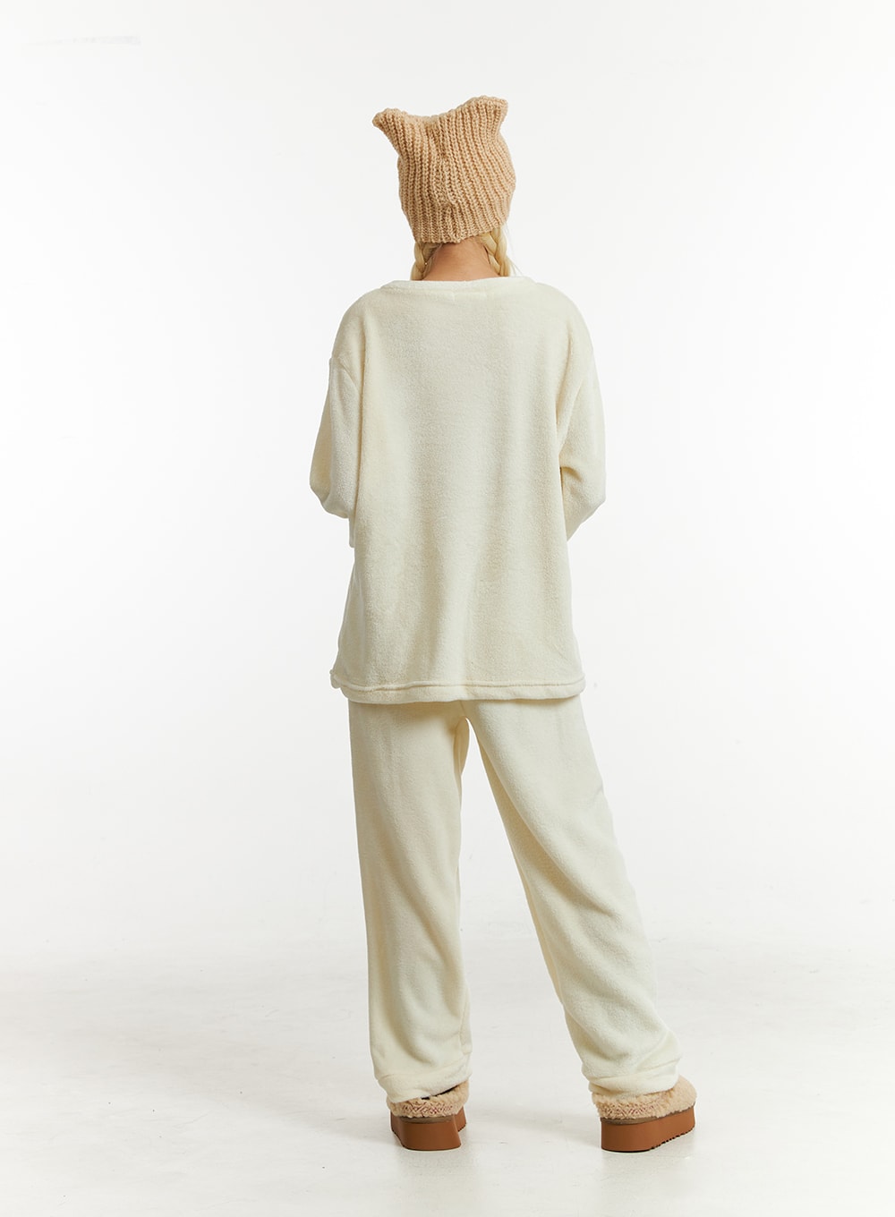 fleece-bear-top-and-elastic-trouser-loungewear-set-id313