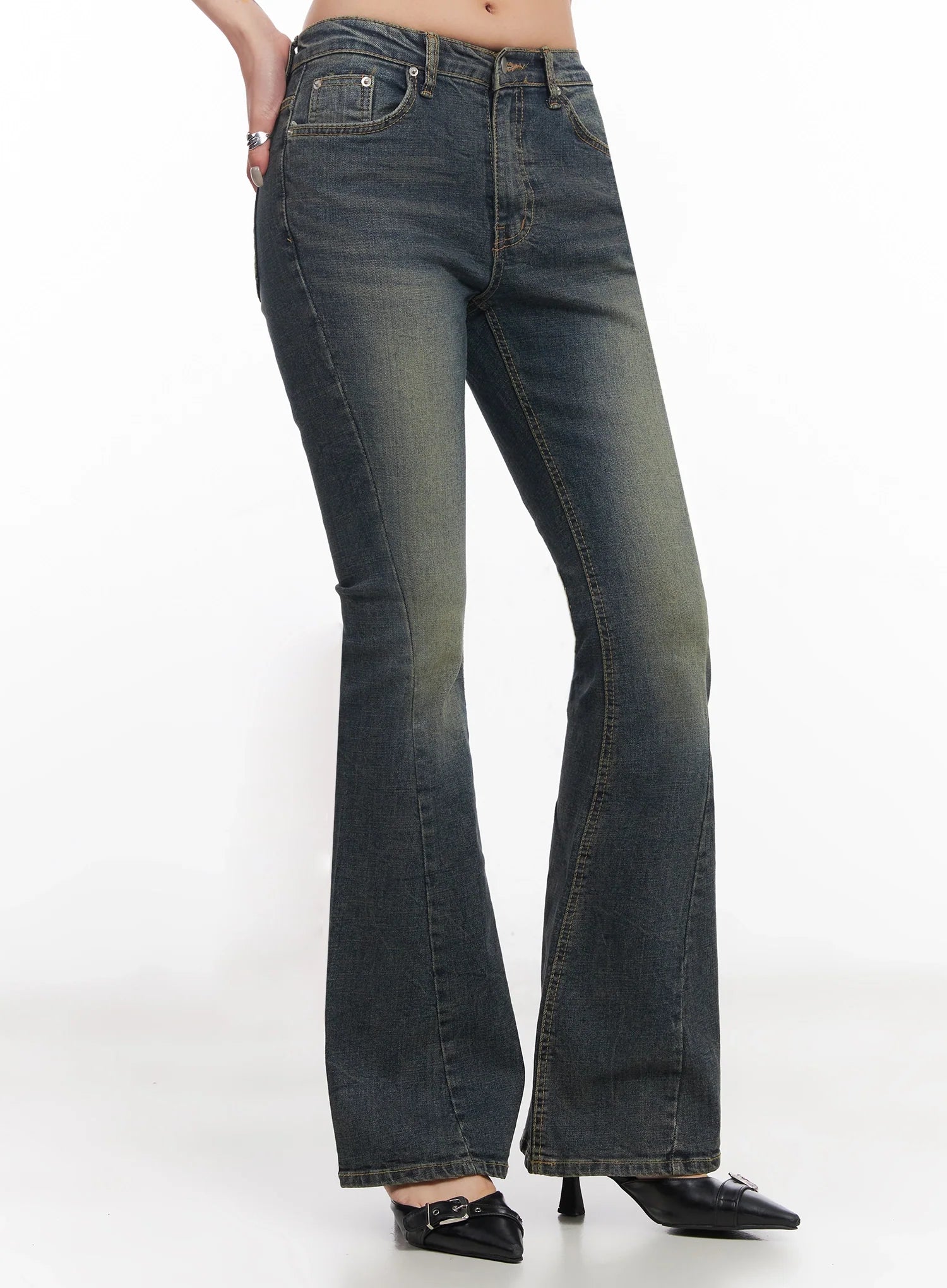 asa-flared-seamline-denim-pants-ic503