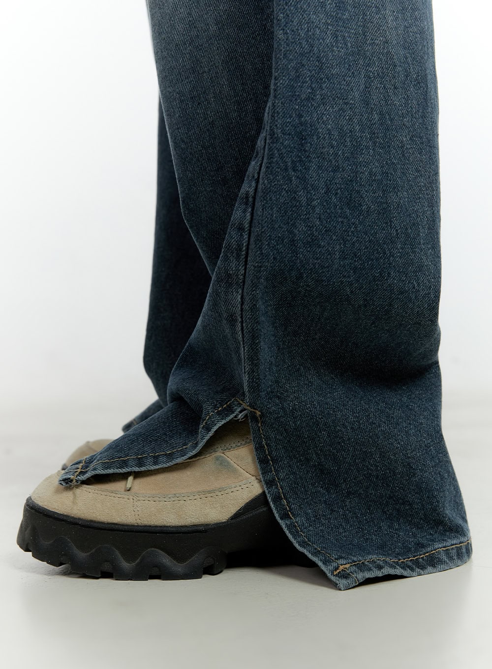 donna-washed-wide-leg-jeans-cf507