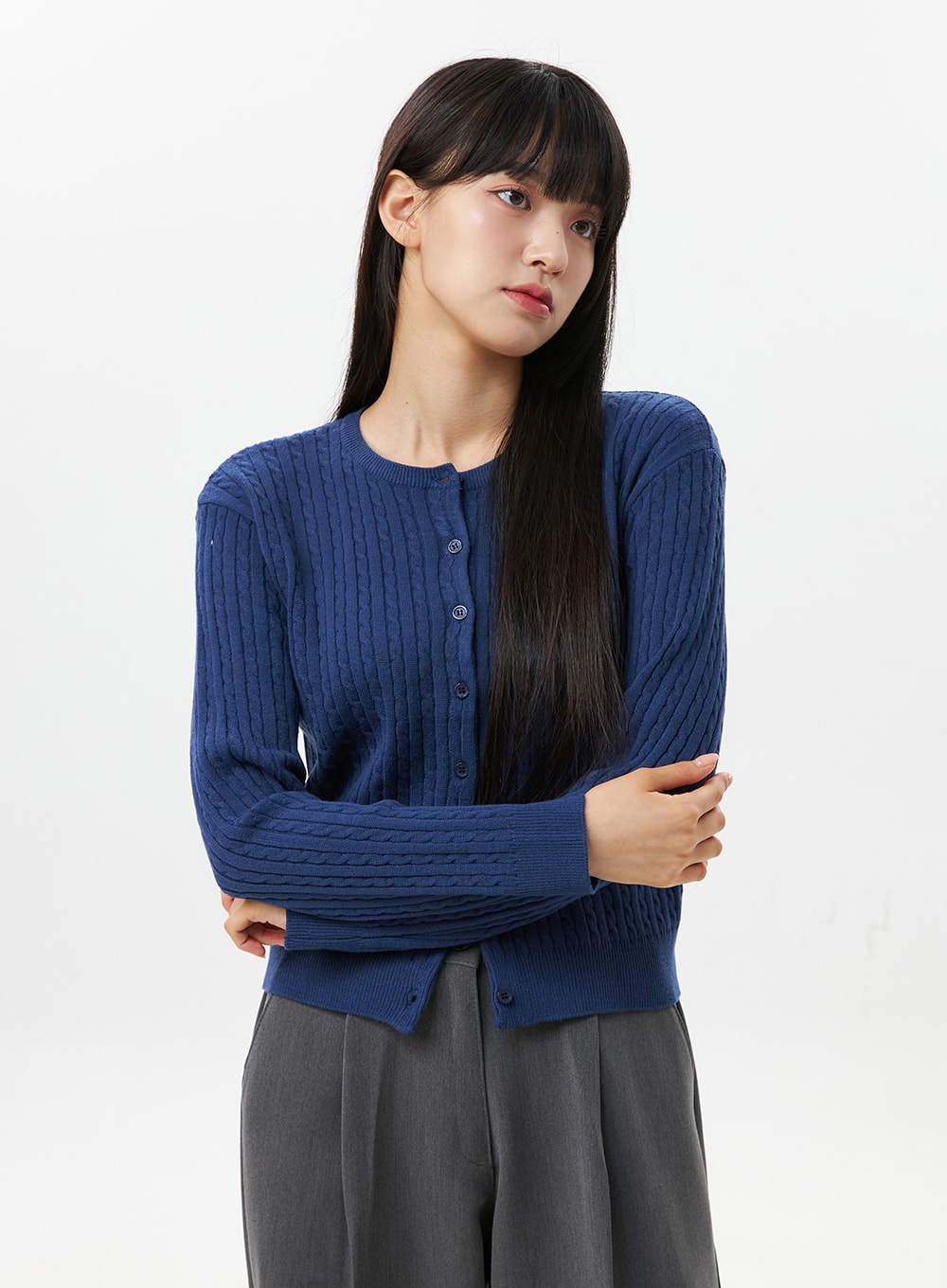 cable-knit-round-neck-cardigan-os305