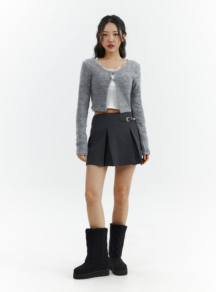 gray-pleated-belted-mini-skirt-cj423