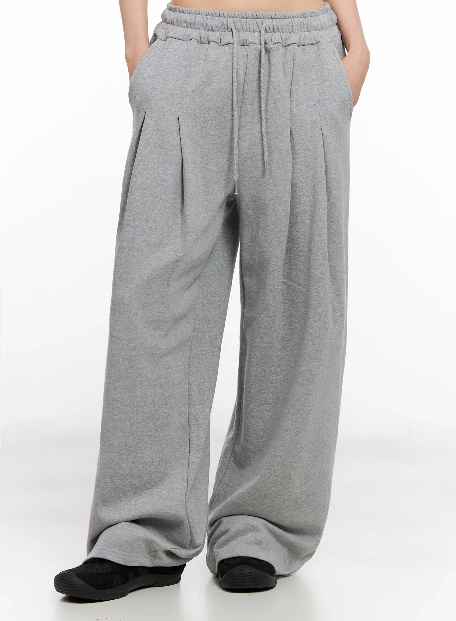 relaxed-fit-pintuck-sweatpants-ig508