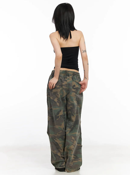 distressed-wide-leg-camo-pants-cd1202