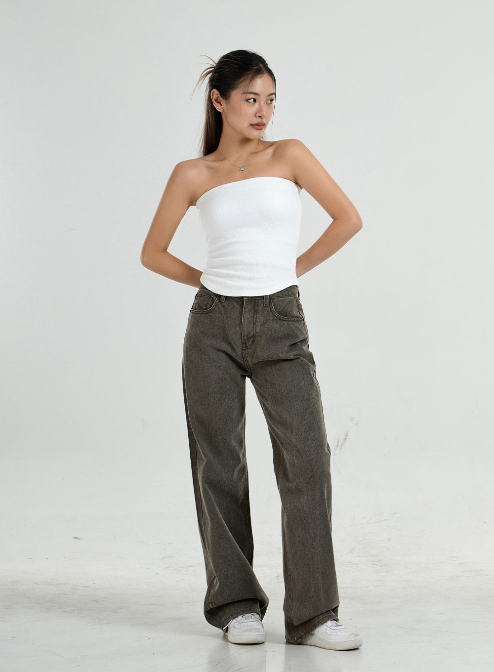 Off-Shoulder Semi Crop Top CO28