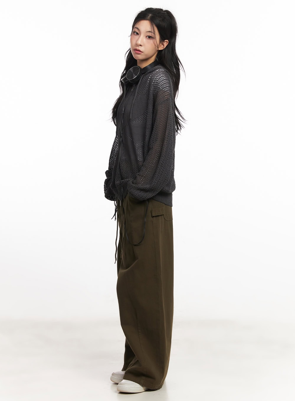 wide-leg-cargo-pants-ca514