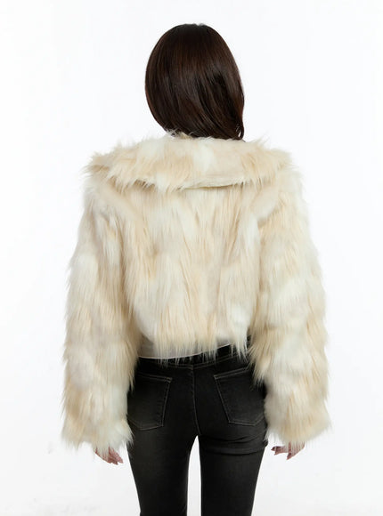 cropped-faux-fur-collared-jacket-cn525
