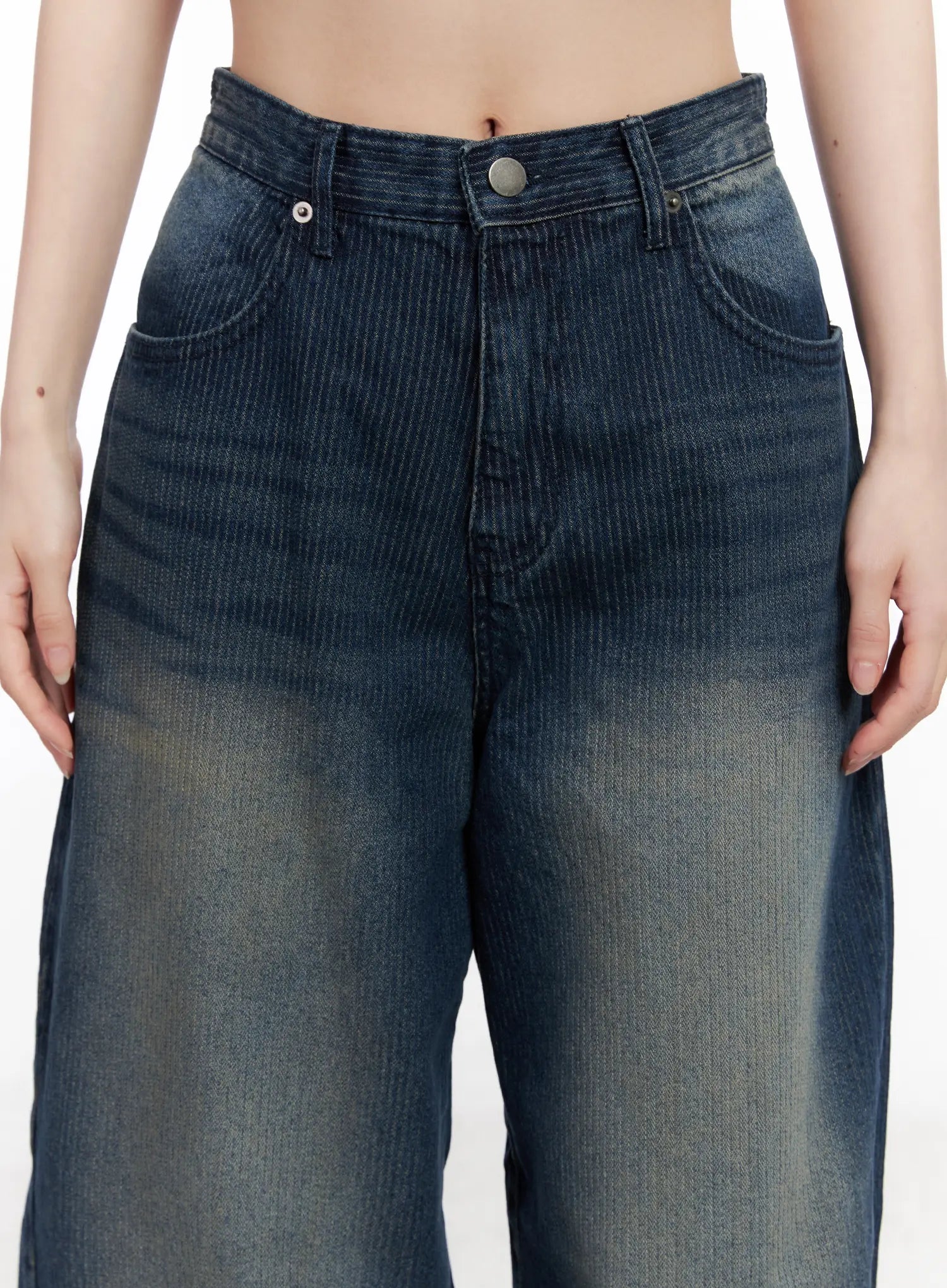 Marlee Corduroy Washed Wide-Leg Jeans CG526