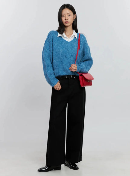 cable-knit-v-neck-sweater-is516
