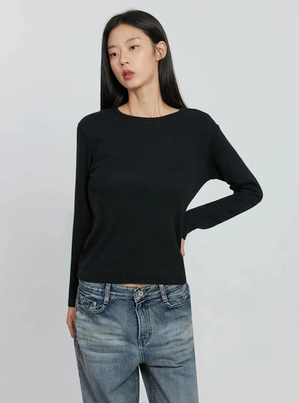 essential-long-sleeve-top-io530