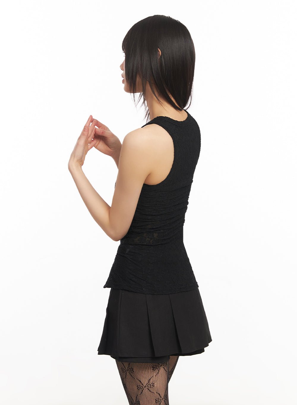 hooked-lace-tank-top-iy502
