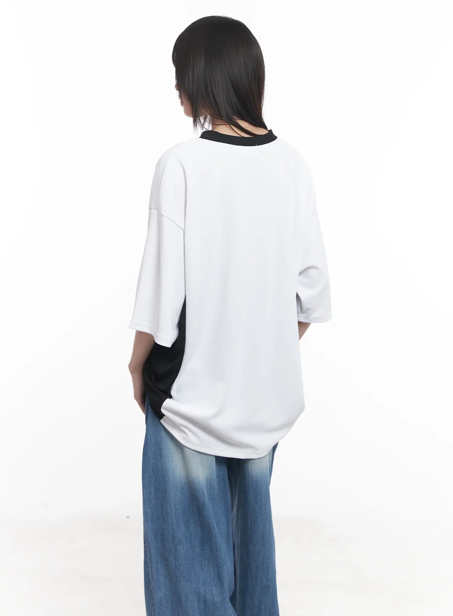 oversized-graphic-v-neck-jersey-cu518