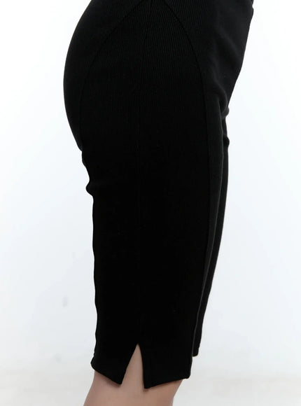 slim-fit-knee-length-shorts-cu527