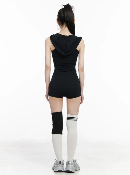 sleek-hooded-jumpsuit-iy511