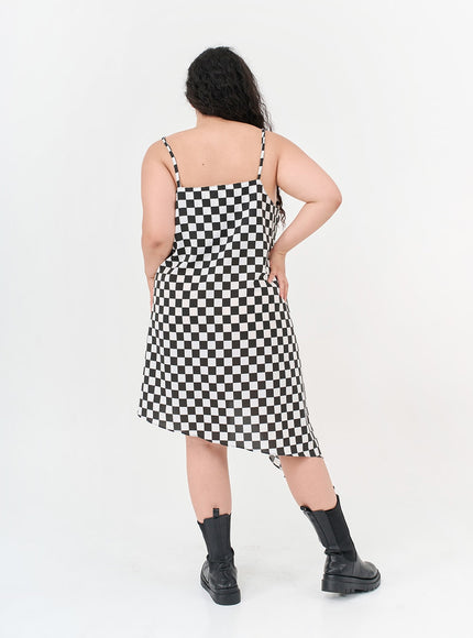 Plus Checked Sleeveless Dress IG09