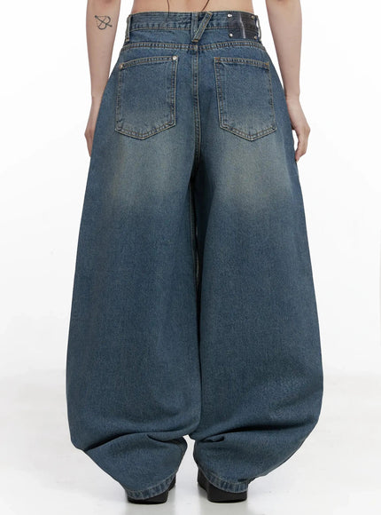 alani-vintage-wash-wide-leg-jeans-in525