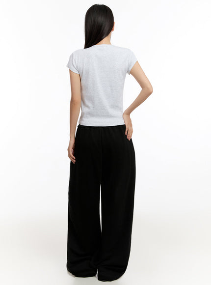 pintuck-wide-leg-sweatpants-iu509
