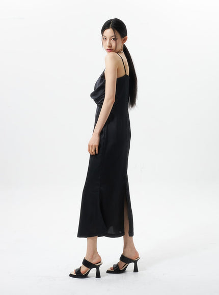 cross-bust-satin-maxi-dress-iu326