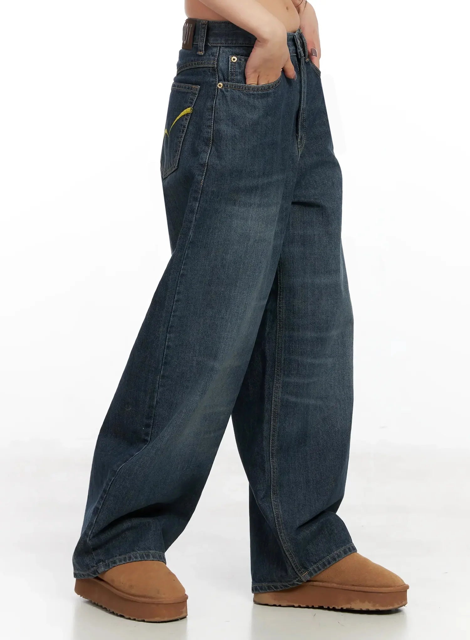 regina-contrast-stitch-baggy-jeans-in528