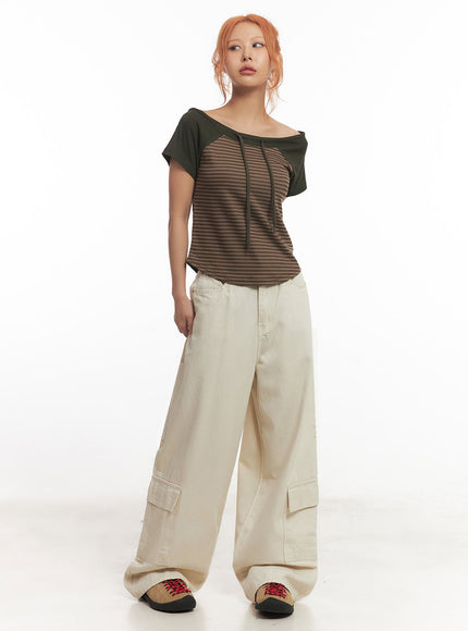 stripe-off-shoulder-hooded-top-ia517