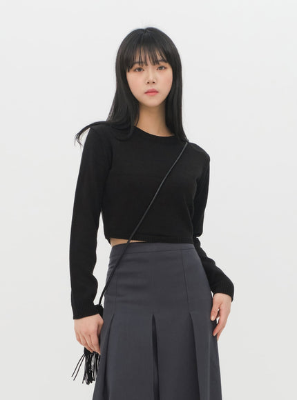 Essential Crew Neck Long Sleeve Top F3