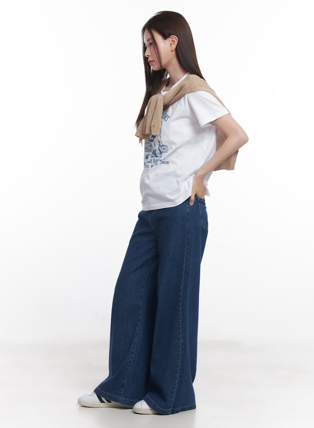 buttoned-knit-crop-vest-top-cy515