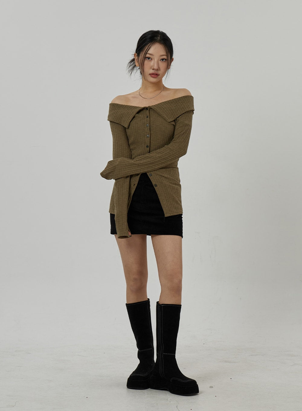 Slim Fit Button Off-Shoulder Knit Top CD19