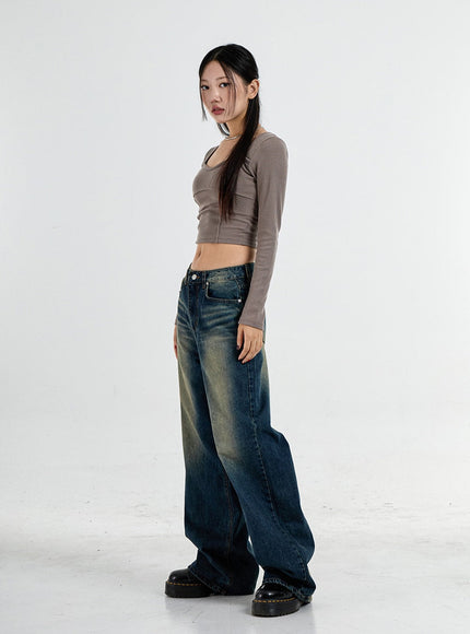 Heart Neck Crop T-Shirt CO11