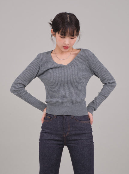 V Neck Cable Knit Top C2701