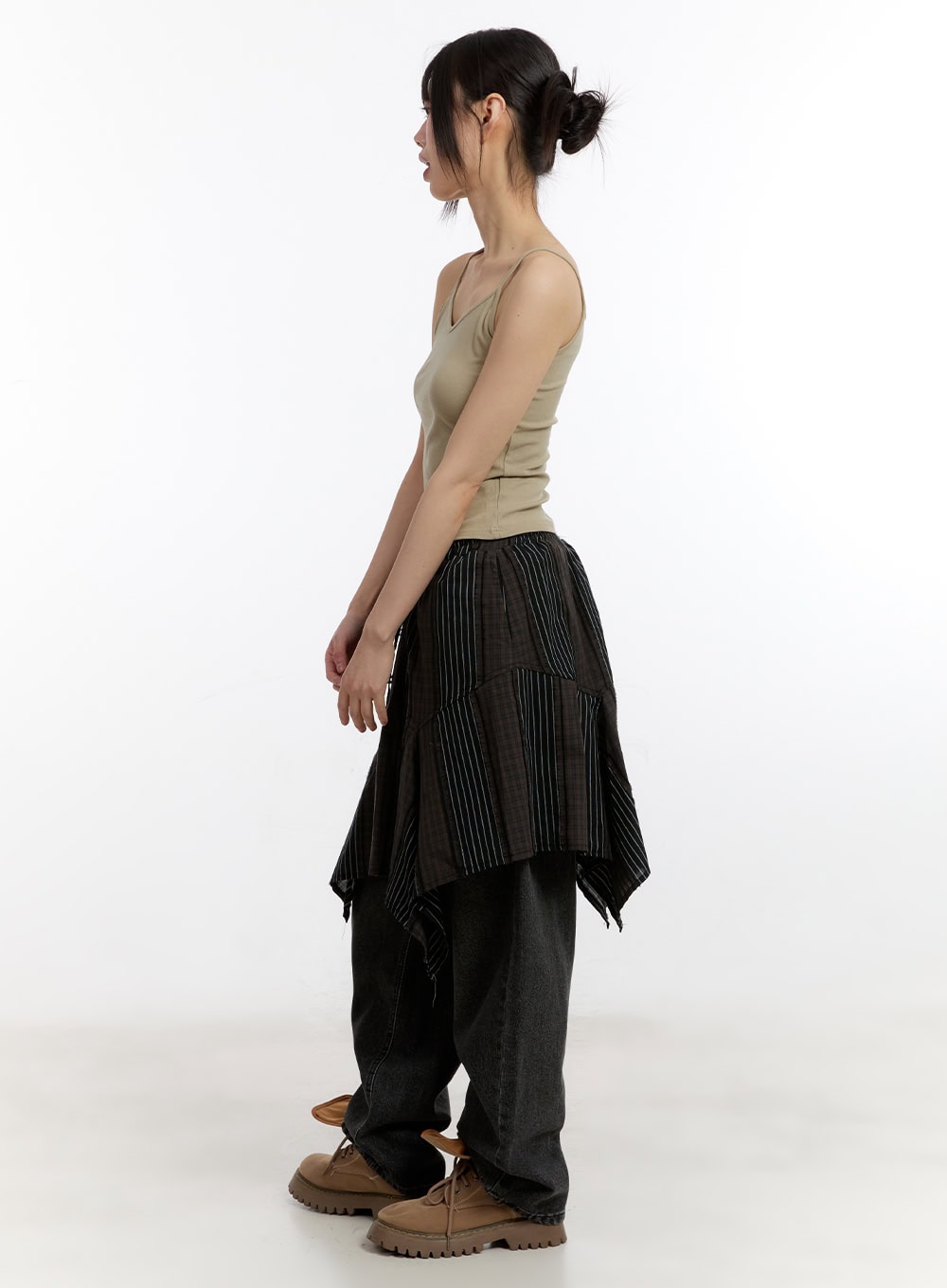 Mesh Knit Sweater with Belt and Tank Top CA508