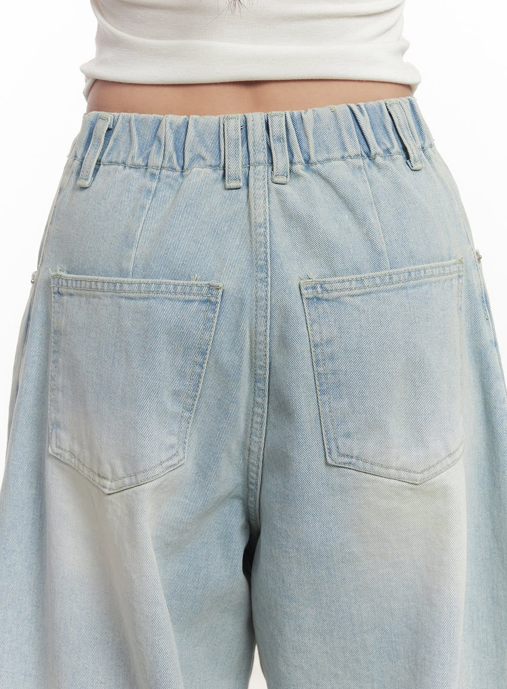 alia-washed-wide-leg-jeans-ca518