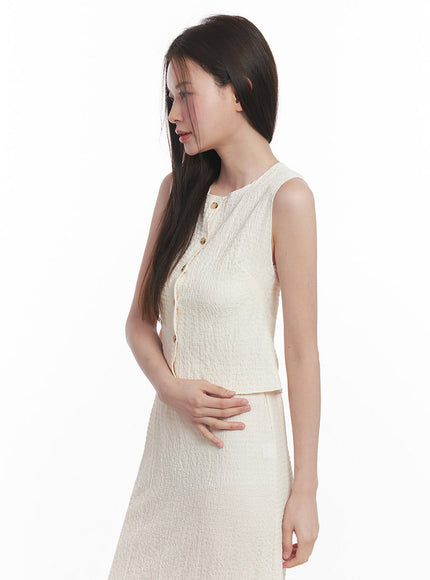 classy-buttoned-sleeveless-top-iy509