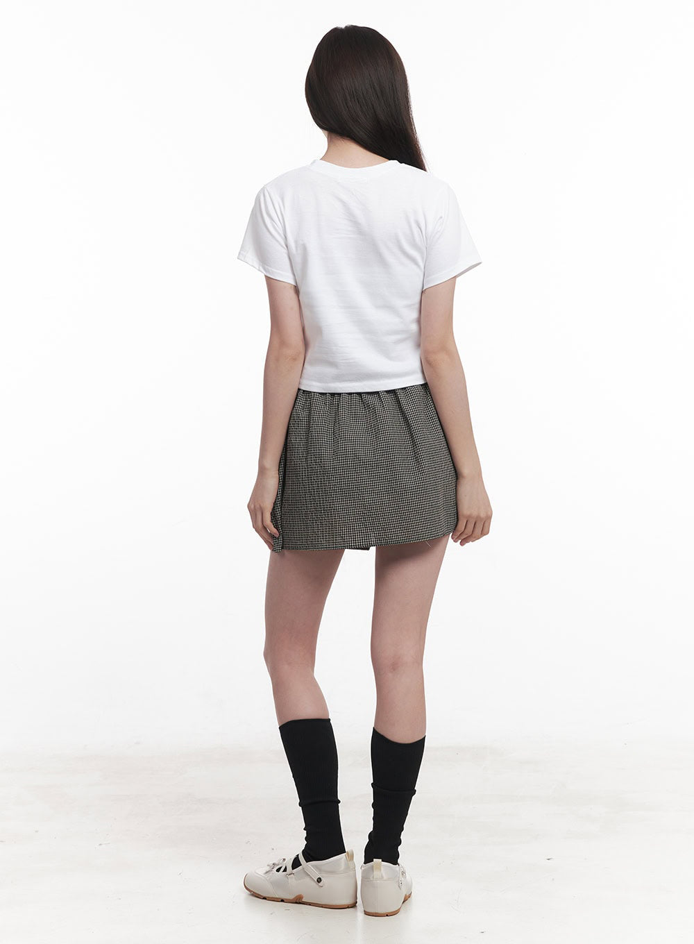 checkered-ribbon-button-mini-skirt-iy513