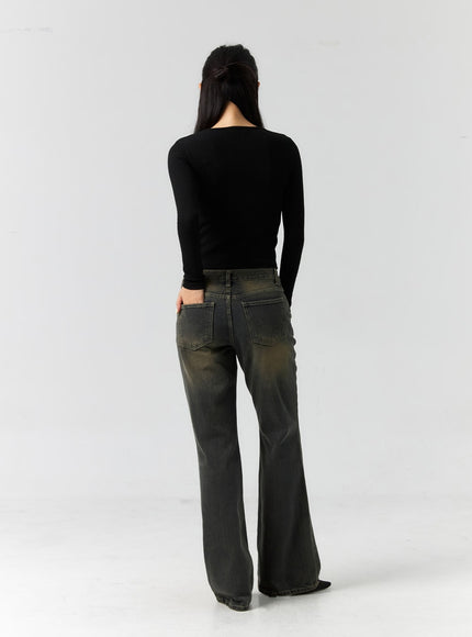 low-rise-bootcut-jeans-cs303